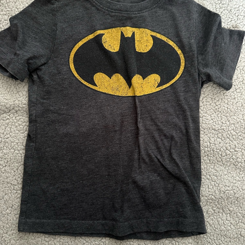 Old Navy Collection Batman Shirt Size 3T